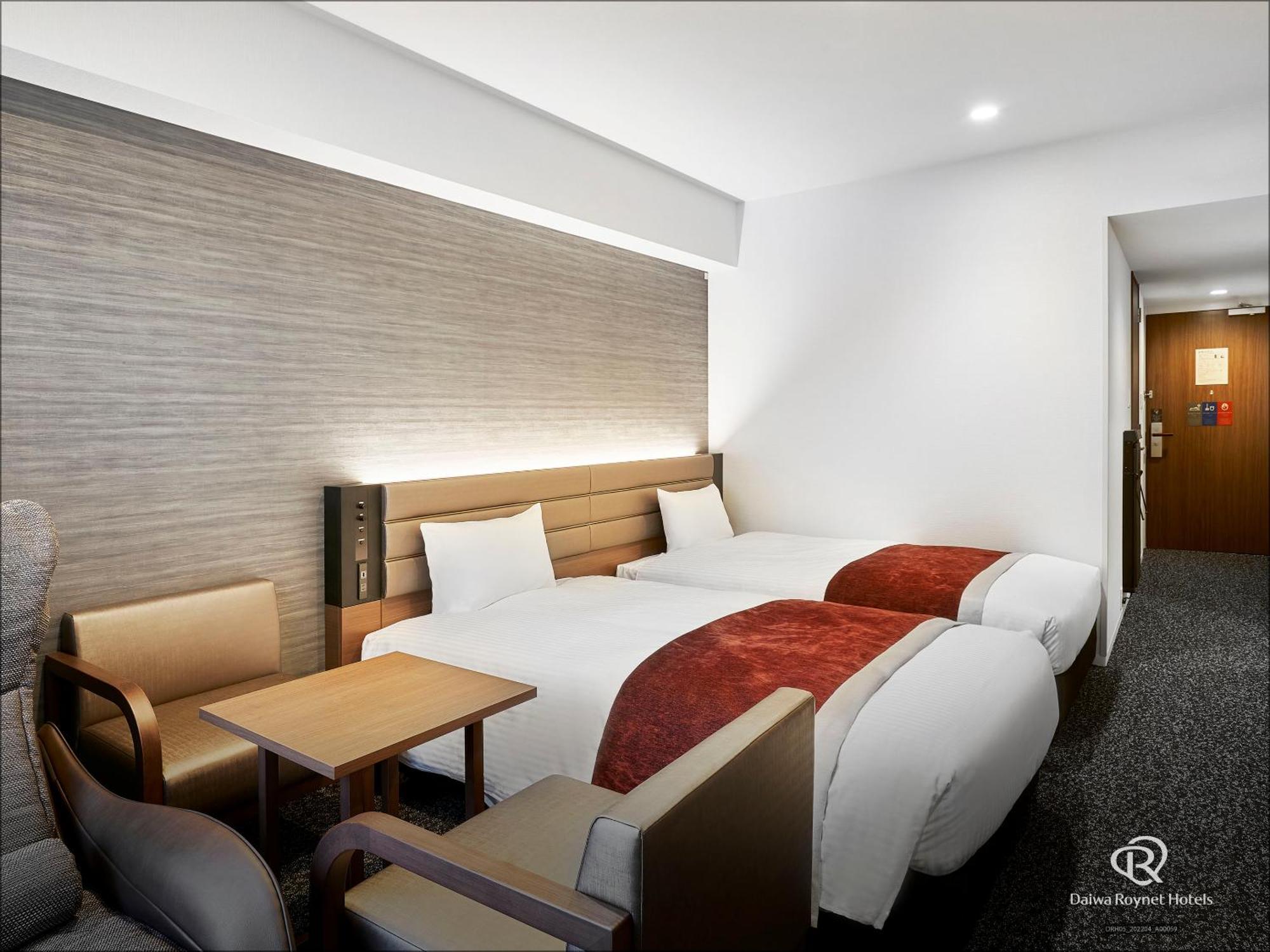 Daiwa Roynet Hotel Kobe-Sannomiya Premier חדר תמונה
